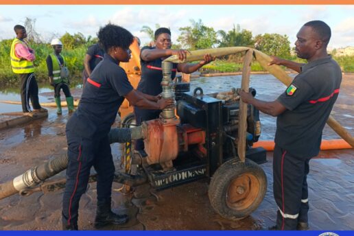 Pont de Djonou (Abomey-Calavi) : le dragage achevé, la circulation rétablie grâce à la mobilisation de l’ABPC et de ses partenaires et l’implication personnelle du Chef de l’État