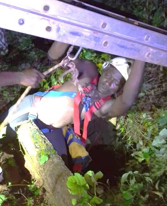 Bohicon : une mère de cinq enfants sauvée d&rsquo;une fausse de 20 mètres de profondeur par les secours de la protection civile